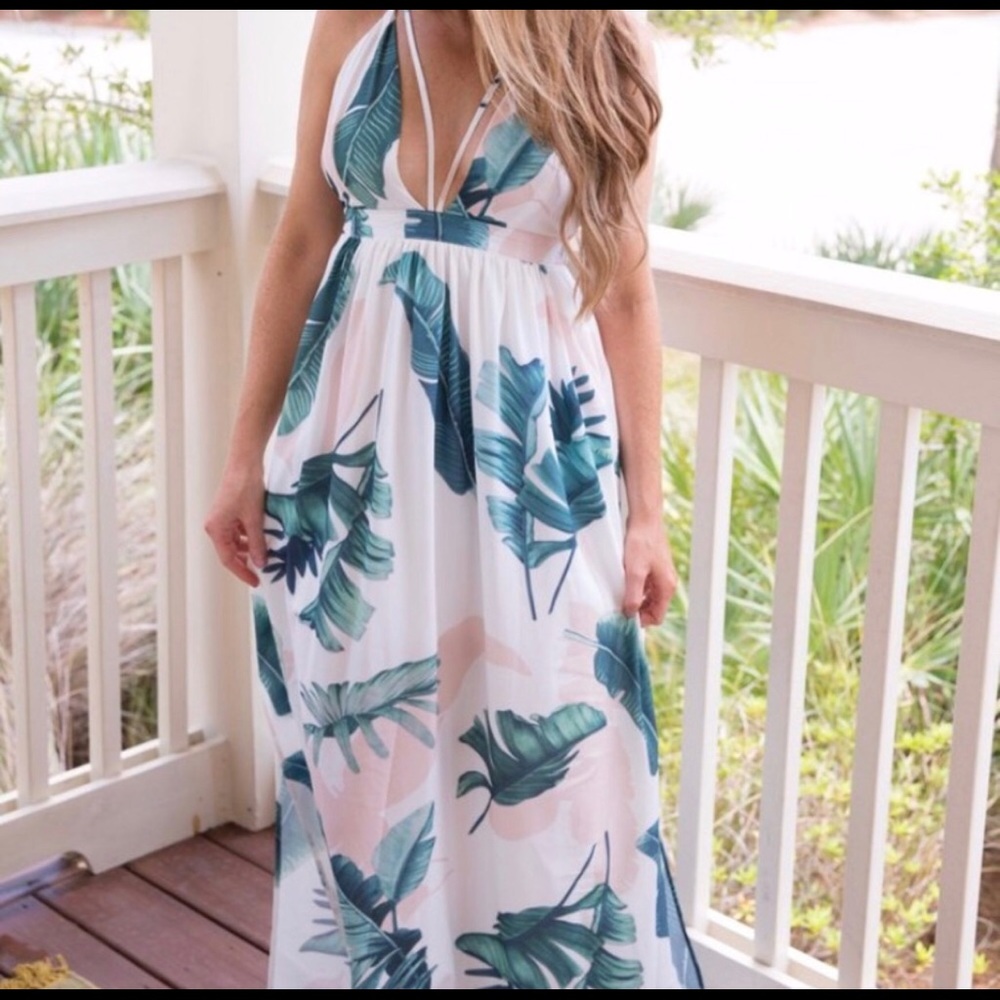 Long plunging summer dress with leg slits